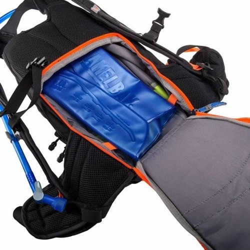 Camelbak Mochila Skyline LR 10 Negro-Naranja Camelbak Mochila Skyline LR 10 Negro-Naranja